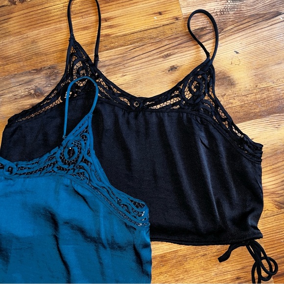 **Lot of 2** Free People Teal and Black Crop Camisoles Size L - Picture 5 of 7